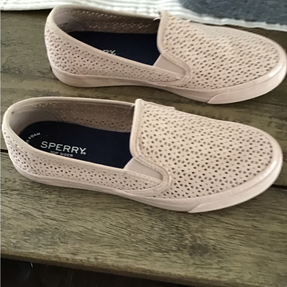 Ladies size 8, soft pink Sperry loafers